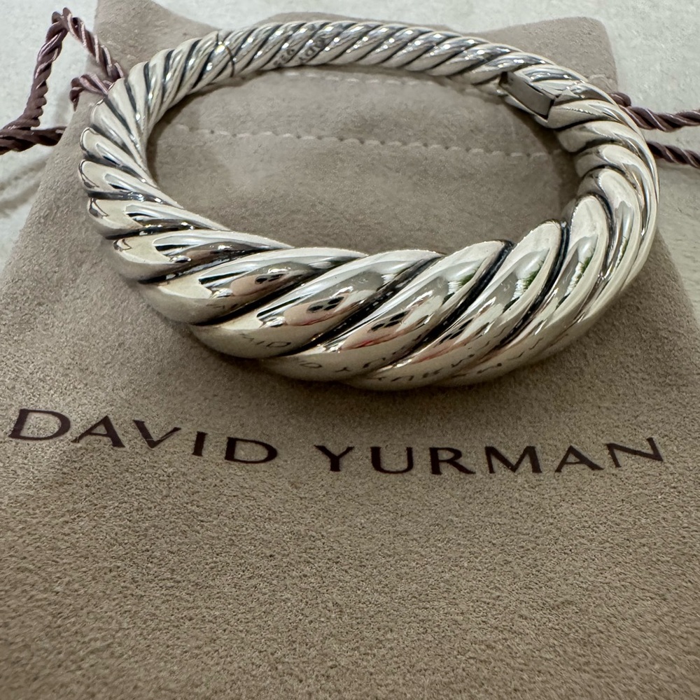 David Yurman Graduated Sculpted Sterling Silver, Hinge Bangle Bracelet